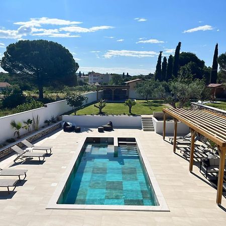 פאז'אנה Olivea Luxury Suites מראה חיצוני תמונה
