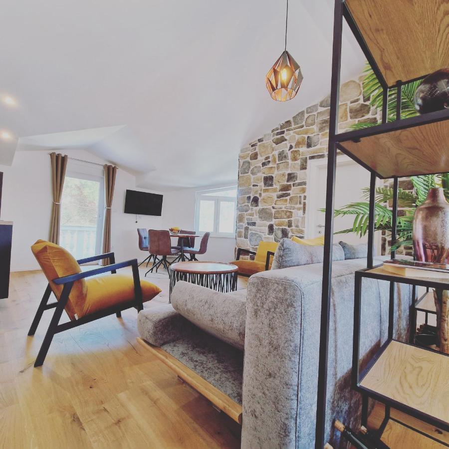פאז'אנה Olivea Luxury Suites מראה חיצוני תמונה
