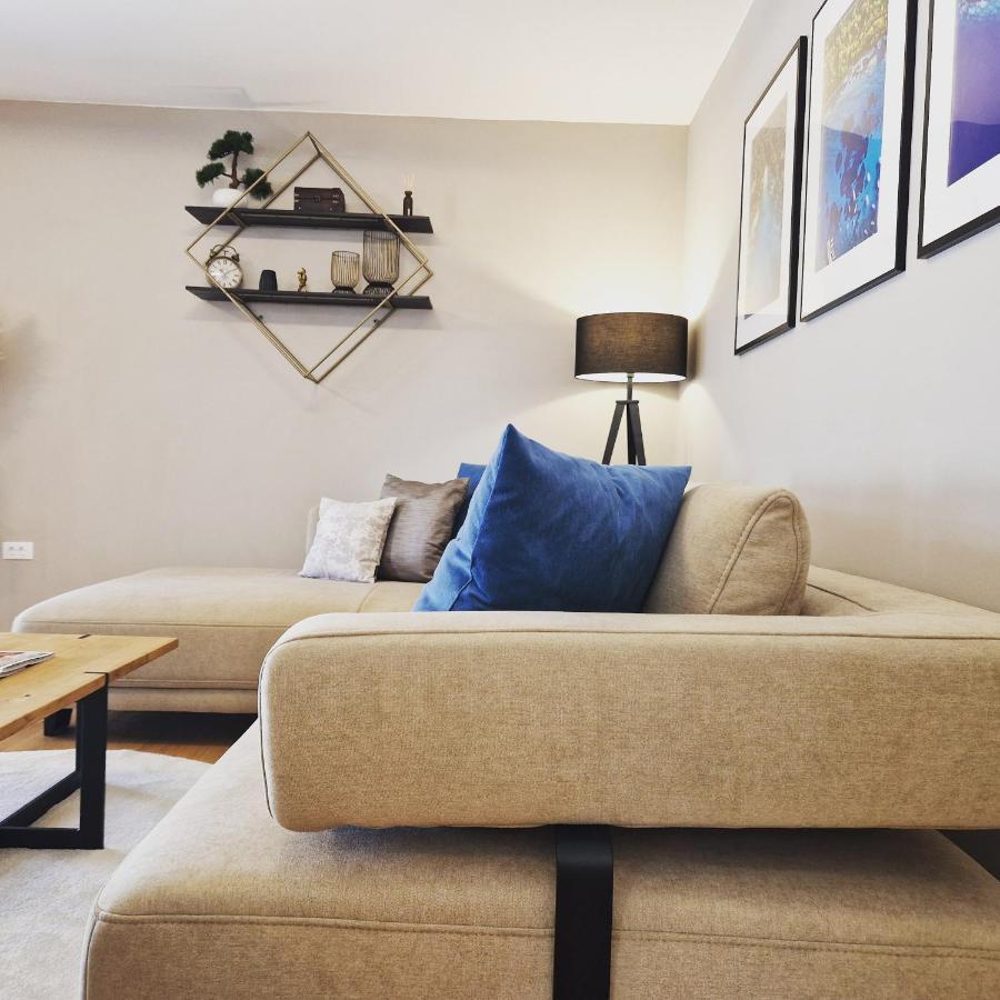 פאז'אנה Olivea Luxury Suites מראה חיצוני תמונה